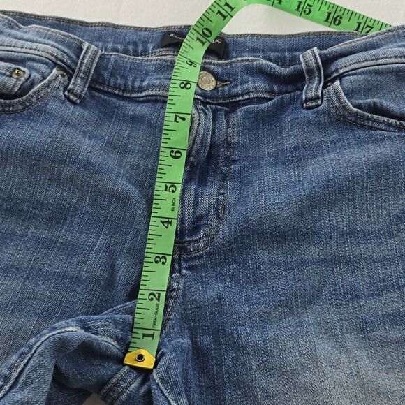 Banana Republic Women's Denim Roll-Cuff Shorts Medium Wash Size 28/6‎ - Picture 9 of 12